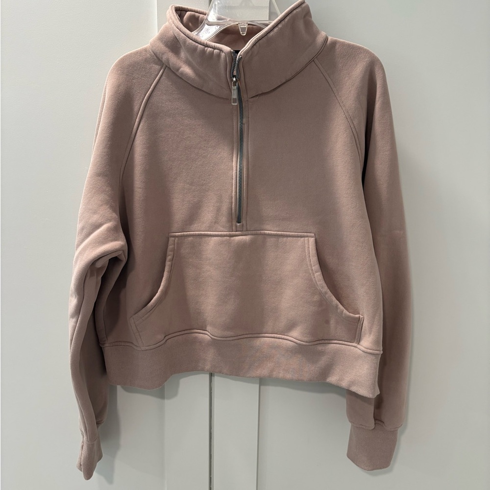 Half zip, high collar pullover Sweatshirt